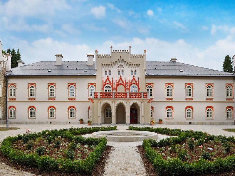 Levně Luxusní wellness pobyt na Chateau Herálec