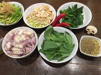 Čerstvé bylinky jsou základ asijské kuchyně